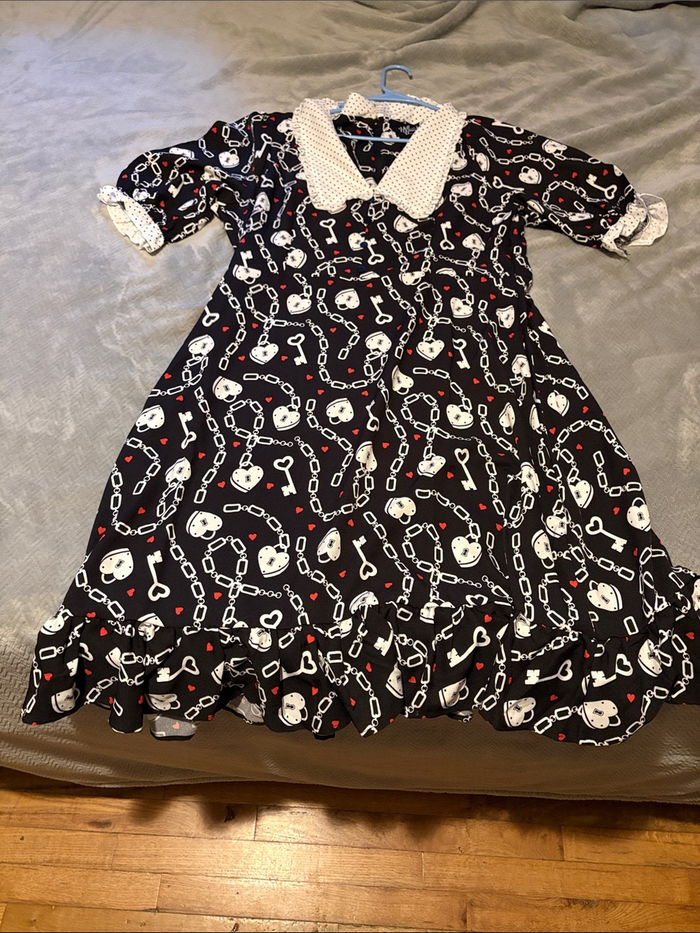Hell Bunny Black Heart Lock & Chain Print Midi Dress with White Collar